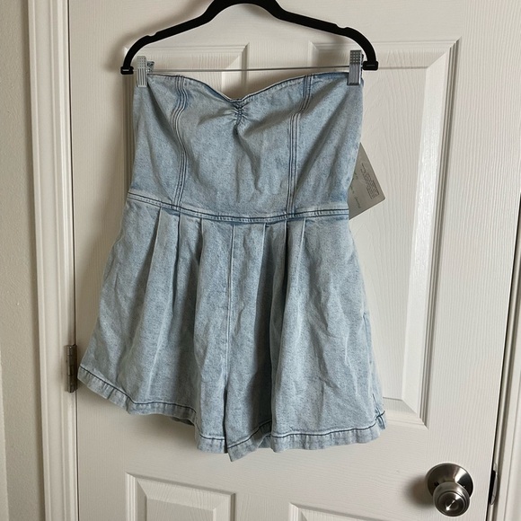 Good American Strapless Light Blue Denim Women’s romper size 2 - Picture 3 of 12